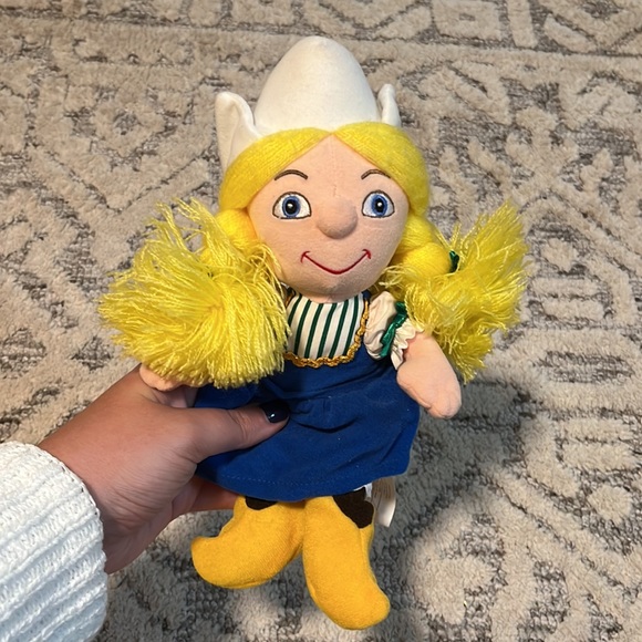 Disney It’s a Small World Dutch Girl Plush - Picture 5 of 5